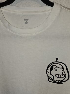 White Short Sleeve Graphic Tee with Astronaut Face
